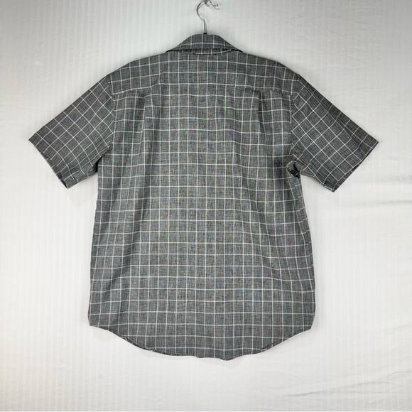 Orvis Gray Plaid Short Sleeve Button-Up Men's Tech Shirt Size Medium UPF 30 - Picture 2 of 5